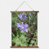 Blauwe tuinbloem hangend wandkleed (Voorkant)