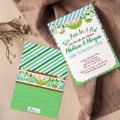 Blauwe twee erwten in een druppelaar op zondag kaart