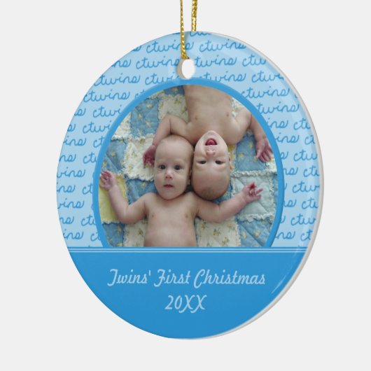 Blauwe tweelingen eerste kerstversiering keramisch ornament (Links)