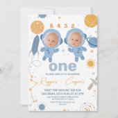 Blauwe Twins Eerste Reis Rond de Zon 1e Verjaardag Kaart (Voorkant)