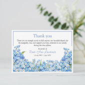 Blauwe vergeet-mij-nietjes bloemige lijst begrafen bedankkaart (Staand voorkant)