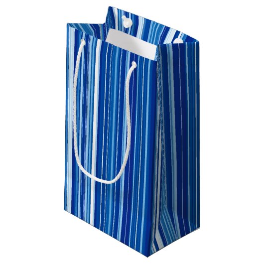 Blauwe verticale strepen klein cadeauzakje (Voorkant Gekanteld)