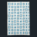 Blauwe vierkantjes op Blauwe vierkantjes op Blauwe Theedoek<br><div class="desc">Mid Century Modern-kwadraten binnen vierkantjes. Een mooie toevoeging aan je dagelijkse leven of om je op te nemen in een keuken-geïnspireerde cadeaumand voor Hanukkah. Een mooie handdoek die hard voor je werkt in de keuken als keukenhanddoek of als decoratief stuk.</div>