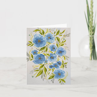 Blauwe viooltjes groene bladeren - blanco gevouwen kaart