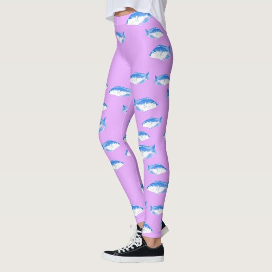 Blauwe vis op lila leggings (Links)