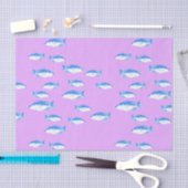 Blauwe vis op lila tissuepapier (Craft)