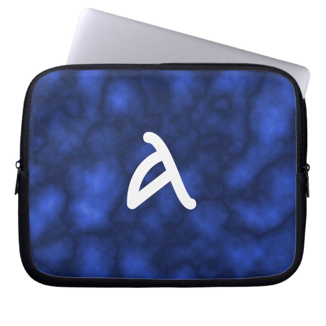 Blauwe vlam laptop sleeve (Voorkant)