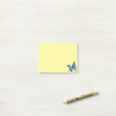 Blauwe vlinder en gouden Confetti Stippen Post-it® Notes (Op bureau)