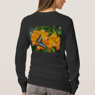 Blauwe vlinder met Tropisch Rhododendron T-shirt