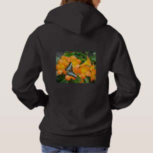 Blauwe vlinder met Tropisch Rhododendron T-shirt