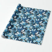 Blauwe vlinders en blauwe bloemen cadeaupapier (Uitgerold)