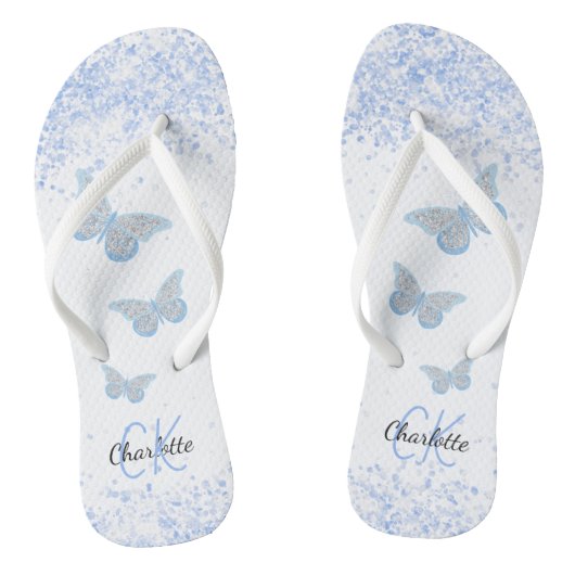 Blauwe vlinders glinsteren witte naam monogram teenslippers (Voetbed)