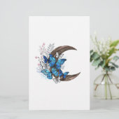 Blauwe vlinders op houten halve maan briefpapier (Staand voorkant)