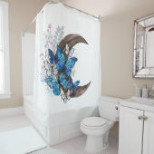 Blauwe vlinders op houten halve maan douchegordijn (In situ)