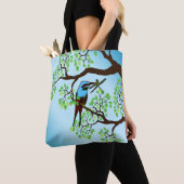 Blauwe vogel in bomen tote bag (Dichtbij)