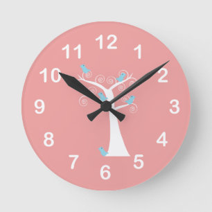 Blauwe Vogels Roze Achtergrond Whimsical Boom Ronde Klok
