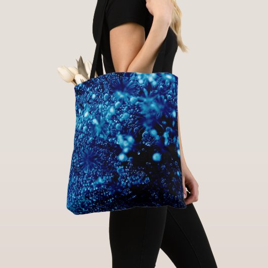 Blauwe vonken Abstract Bevroren bubbels Tote Bag (Dichtbij)