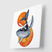 Blauwe walvis en gouden zalen vierkante klok (Hoek)