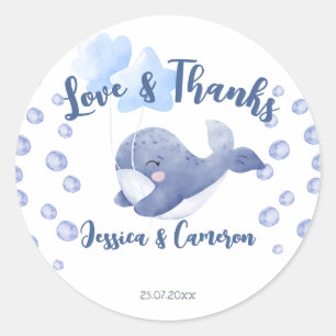 Blauwe walvis is een jongen-nautisch baby shower ronde sticker