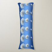 Blauwe Waterverf Bloemen Body Kussen (Voorkant Verticaal)
