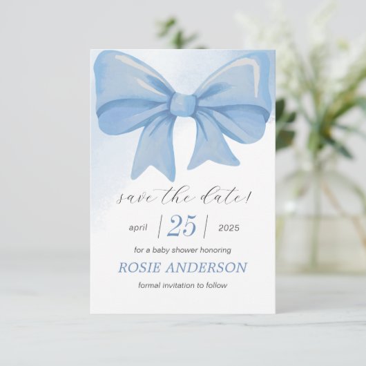 Blauwe Waterverf Bow Baby shower Save The Date (Staand voorkant)