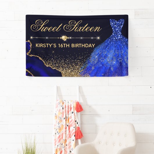 Blauwe Waterverf Dress & agate Sweet 16 Spandoek (Insitu)