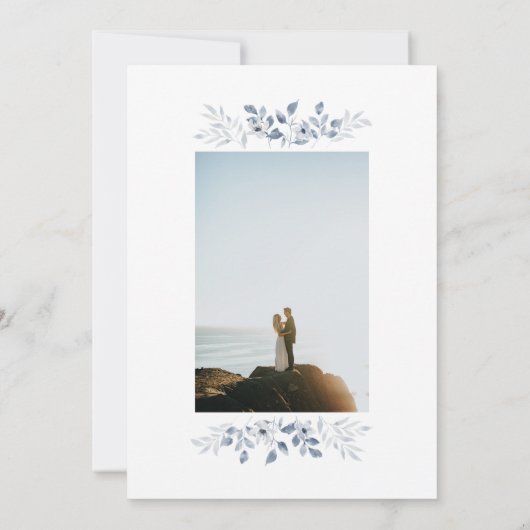 Blauwe Waterverf foto bruiloft uitnodiging (Achterkant)