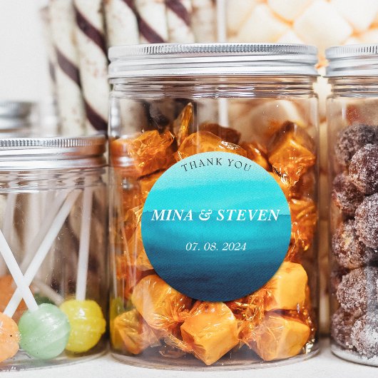 Blauwe waterverf oceaan zomer bruiloft ronde sticker