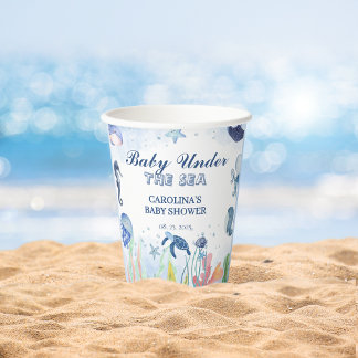 Blauwe waterverf onder het zeeen baby shower papieren bekers