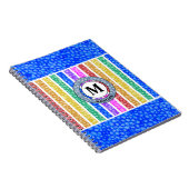 Blauwe Waterverf Regenboog Mozaïek Streep Monogram Notitieboek (Rechterzijde)