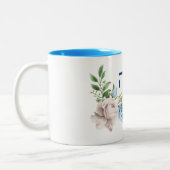 Blauwe Waterverf Rozen Naam in het Engels en Hebre Tweekleurige Koffiemok (Links)