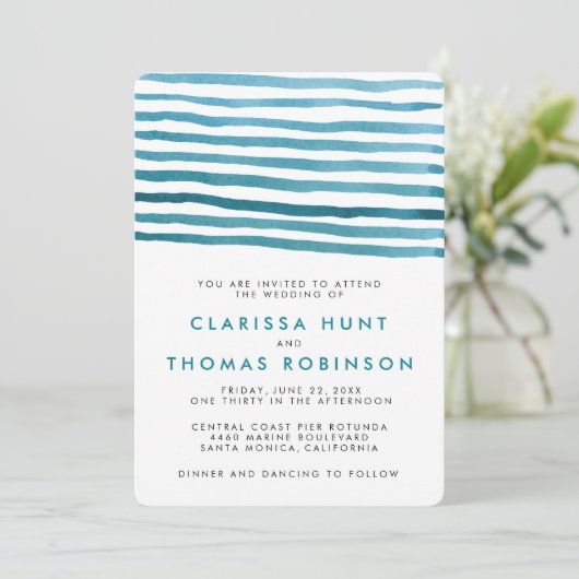 Blauwe Waterverf Stripes bruiloft uitnodiging (Staand voorkant)