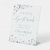 Blauwe Wildbloem rustieke bruiloft Foto Gastenboek Reclamebord Met Voetstuk (Voorkant)
