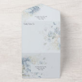 Blauwe Wildbloemen op Bord Blauw All In One Uitnodiging (Buitenkant)