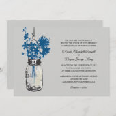 Blauwe Wilde bloemen & Mason Jar Wedding Uitnodigi Kaart (Voorkant / Achterkant)