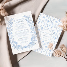 Blauwe wilde bloemenkrans bloemenbruiloft details