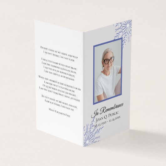 Blauwe winter sneeuwvlokken begrafenis gebed visitekaartje (Buitenkant)