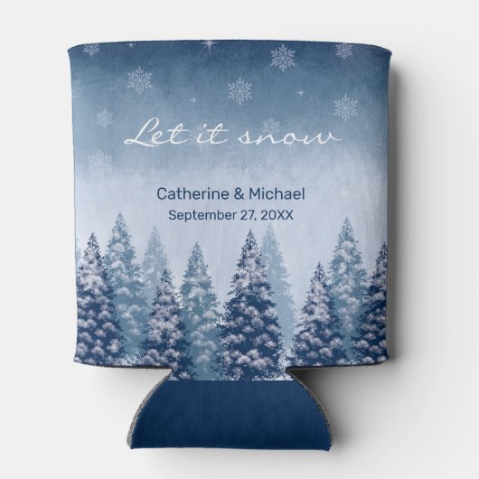 Blauwe Winter Wonderland Pine Kerstbruiloft Blikjeskoeler (Achterkant)