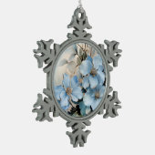 Blauwe winterbloemen tin sneeuwvlok ornament (Links)
