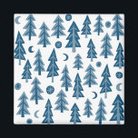 Blauwe winterbomen Moonlight Forest Magneet<br><div class="desc">Decoreer je keuken met deze magneet. Het is een geweldig cadeau! Bekijk mijn winkel voor meer overeenkomende spullen zoals mokken, handdoeken en stickers! Je kunt je eigen tekst altijd toevoegen. Laat me weten of je iets wilt dat aangepast is. Als je het koopt, bedankt! Ben zeker om een foto op...</div>