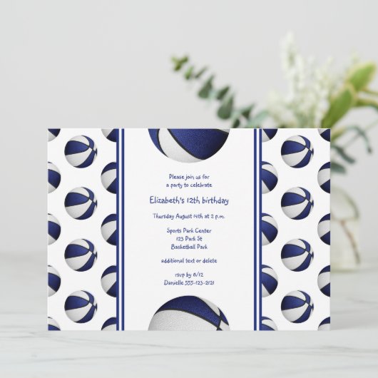 blauwe witte basketbal verjaardag of teamparty kaart (Staand voorkant)