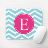 Blauwe witte Chevron Bright Roze Monogram Muismat (Met muis)