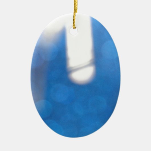 Blauwe witte lichteffecten keramisch ornament (Voorkant)