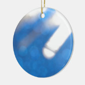 Blauwe witte lichteffecten keramisch ornament (Links)
