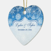 Blauwe witte sneeuwvlokken Fotokerstversiering Keramisch Ornament (Links)