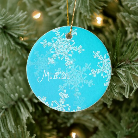 Blauwe witte sneeuwvlokken Minimalistische kerstna Keramisch Ornament (Boom)