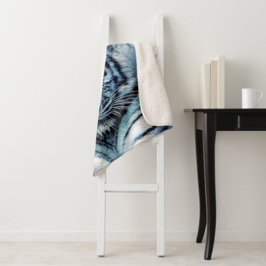 Blauwe witte tijger sherpa deken (In situ)