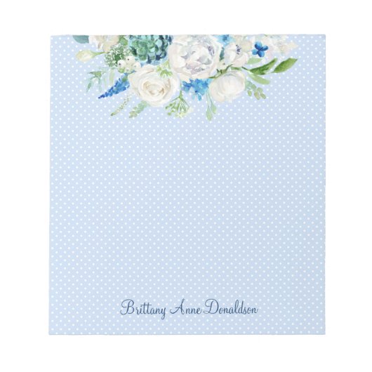 Blauwe witte Waterverf Floral Aangepast monogram Notitieblok (Voorkant)