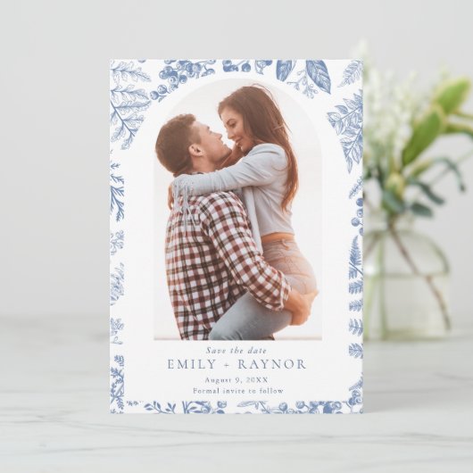 Blauwe Witte Willow Bloemen Foto Bruiloft Save The Date (Staand voorkant)