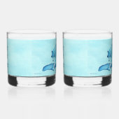 Blauwe wolf op sneeuw whisky glas (Rechts)